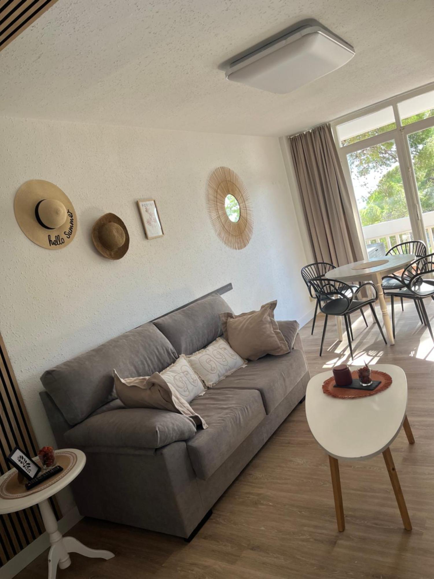 Appartement Vue Mer Avec Piscine Et Wifi Salou Ngoại thất bức ảnh